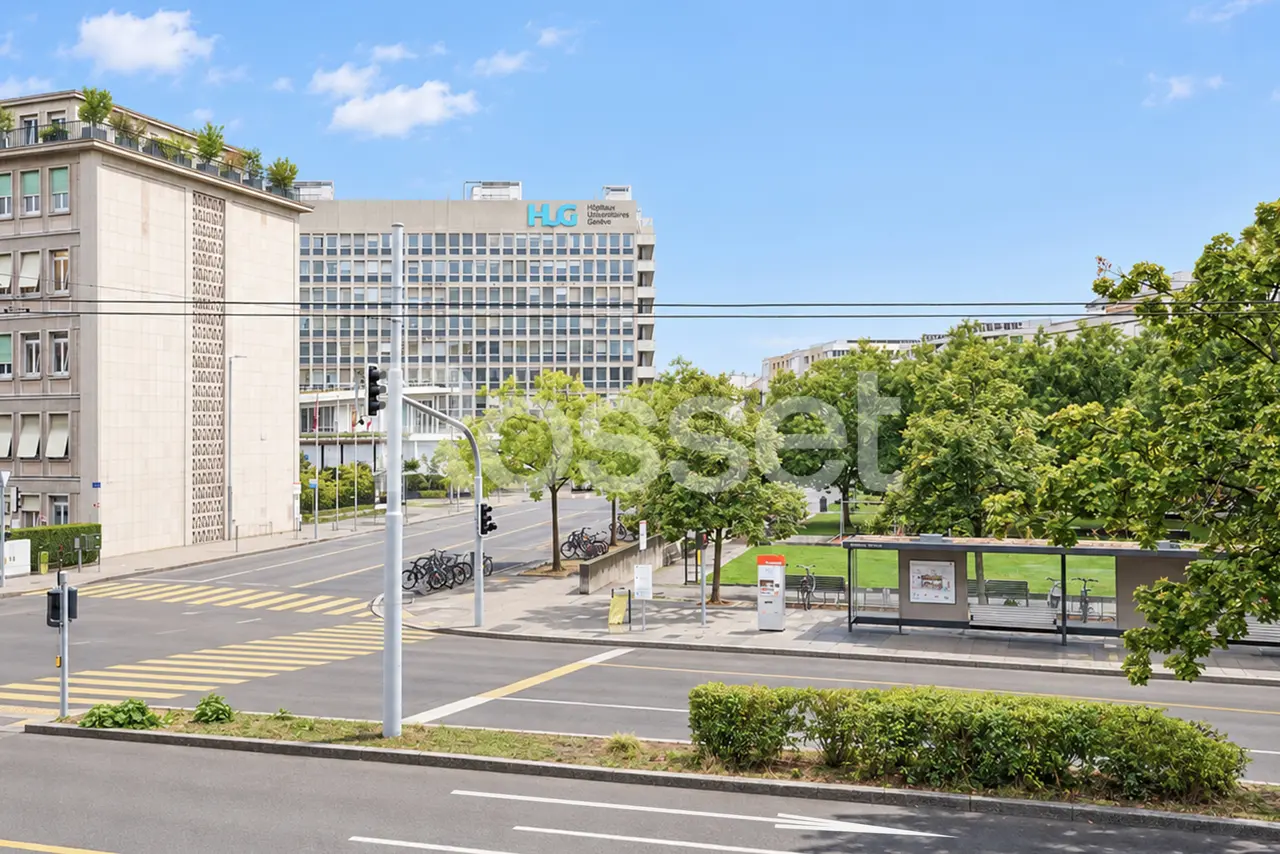 Bureaux d'env. 77 m² au 1er étage