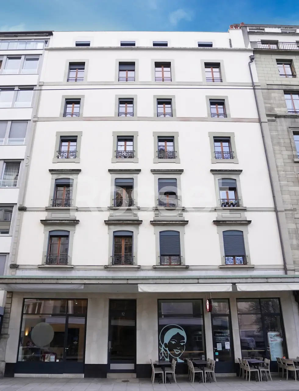 Appartement de 4 pièces au 6ème étage